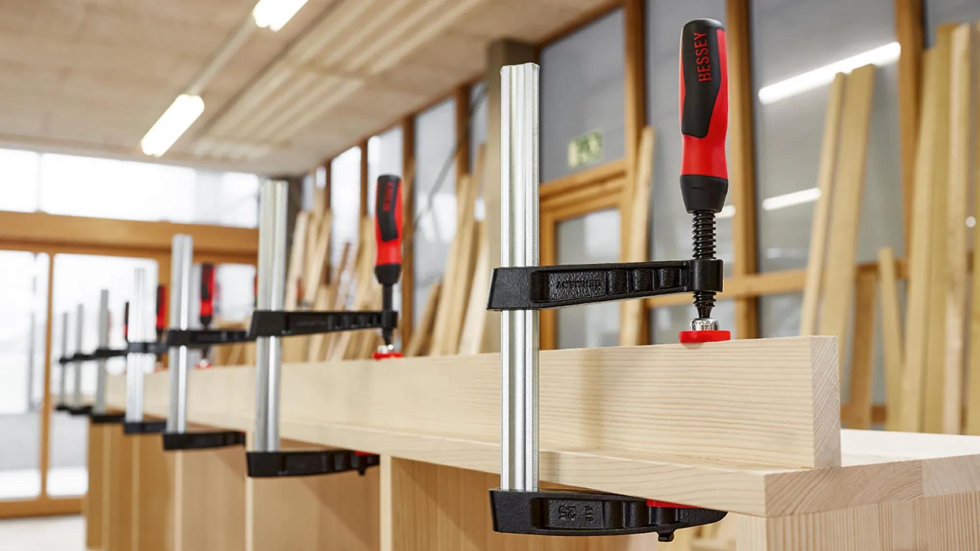 temperguss-schraubzwinge-bessey-be-tg20-2k-03