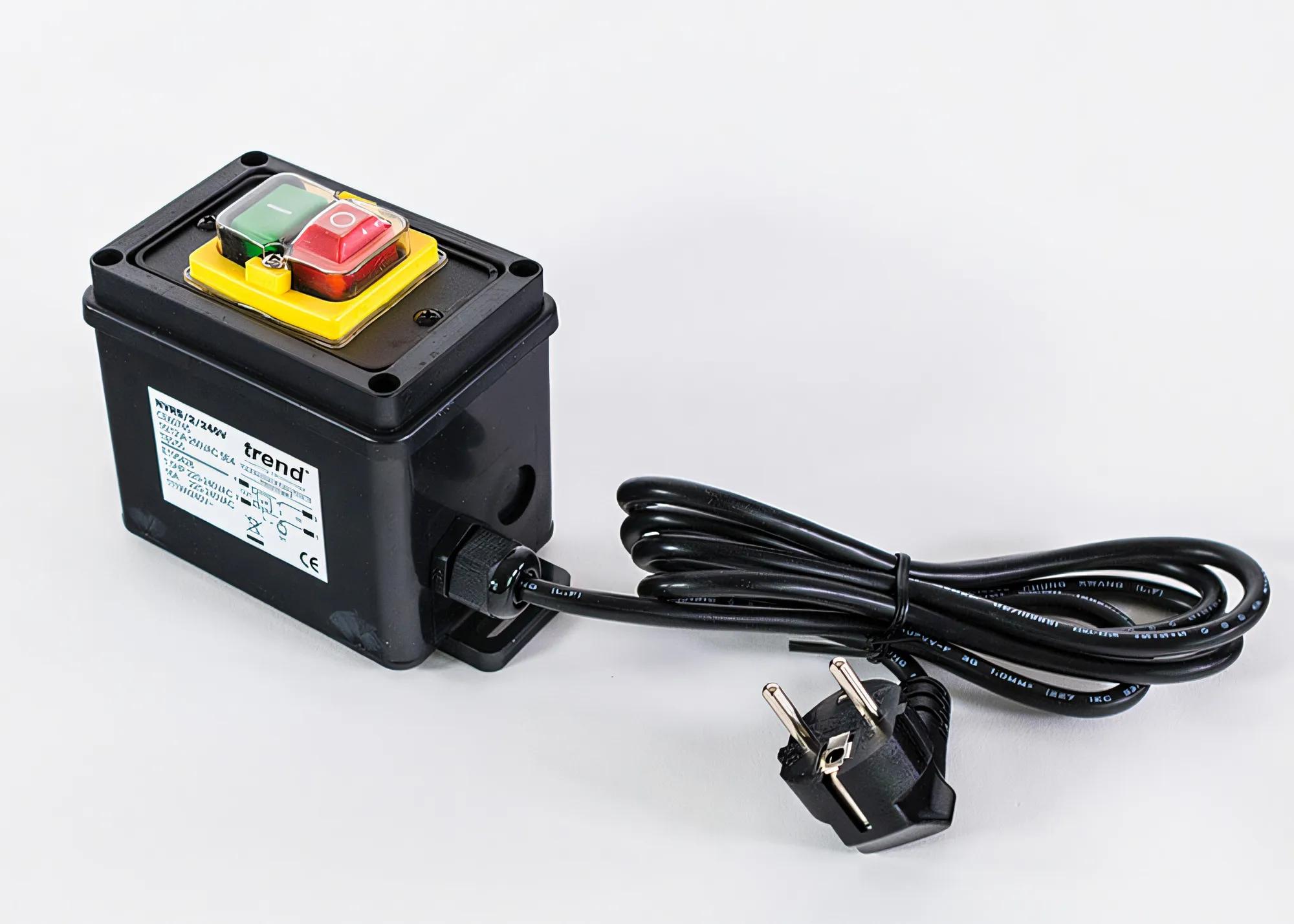 sicherheitsschalter-eurostecker-3500w-trend-t-nvrs-2-230v-e-04