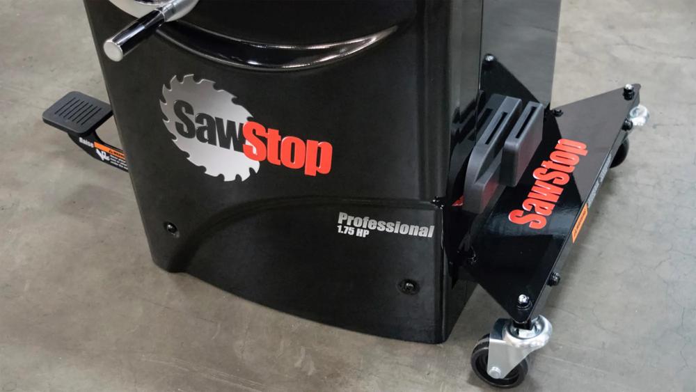 mobile-basis-sawstop-saw-mb-pcs-000-i-04