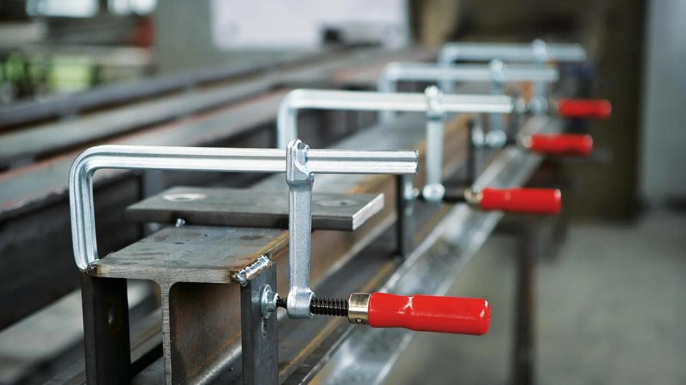 ganzstahl-schraubzwinge-classix-800-bessey-be-gs80-04