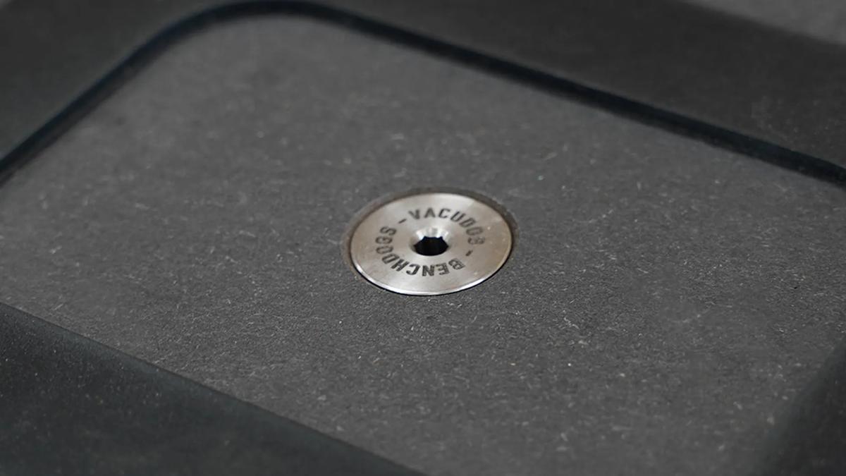 vakuum-bankhaken-edelstahl-benchdog-tools-bd-bd1107-02sauter