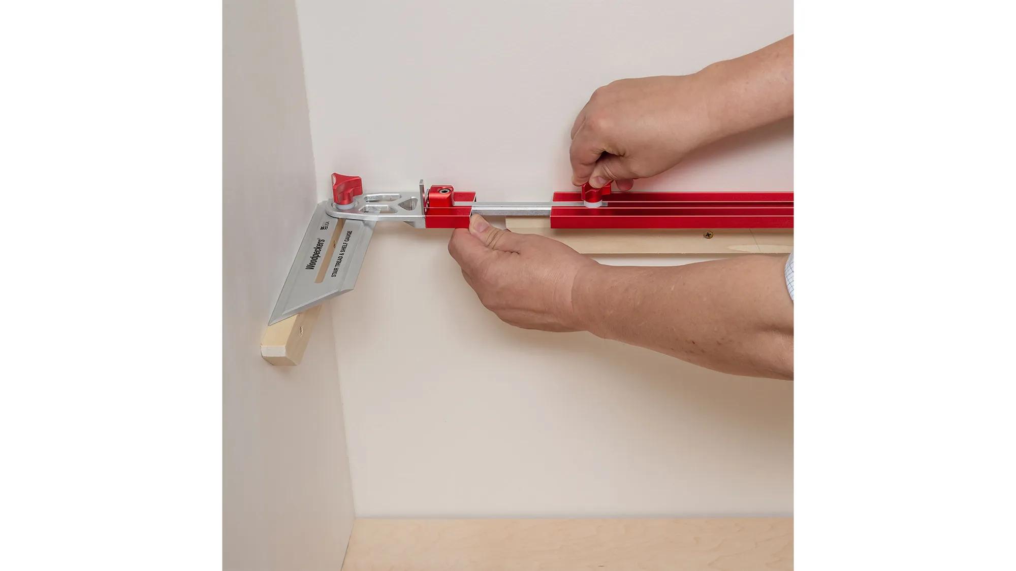 doppelschmiege-stair-tread-shelf-gauge-woodpeckers-w-stsg-sys-24-08