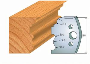 Pair of deflectors 515