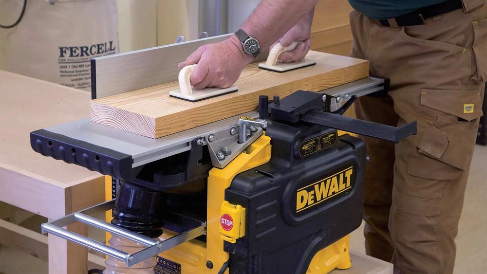 abrichthobel-dickenhobel-dewalt-d-d27300-qs-05