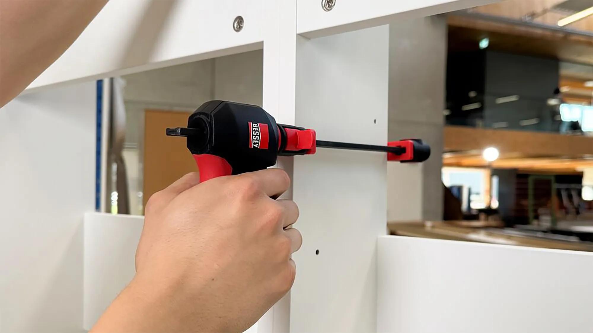 einhandzwinge-360-grad-bessey-be-ez360m-15-03