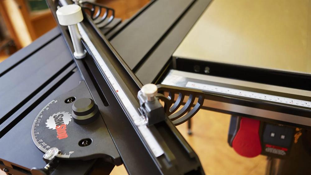 schiebeschlitten-sawstop-saw-tsa-sa48-i-02