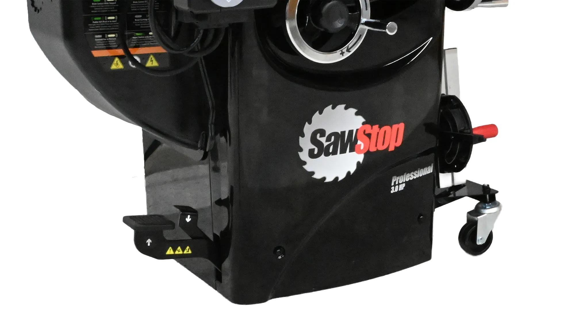 mobile-basis-sawstop-saw-mb-pcs-000-i-03