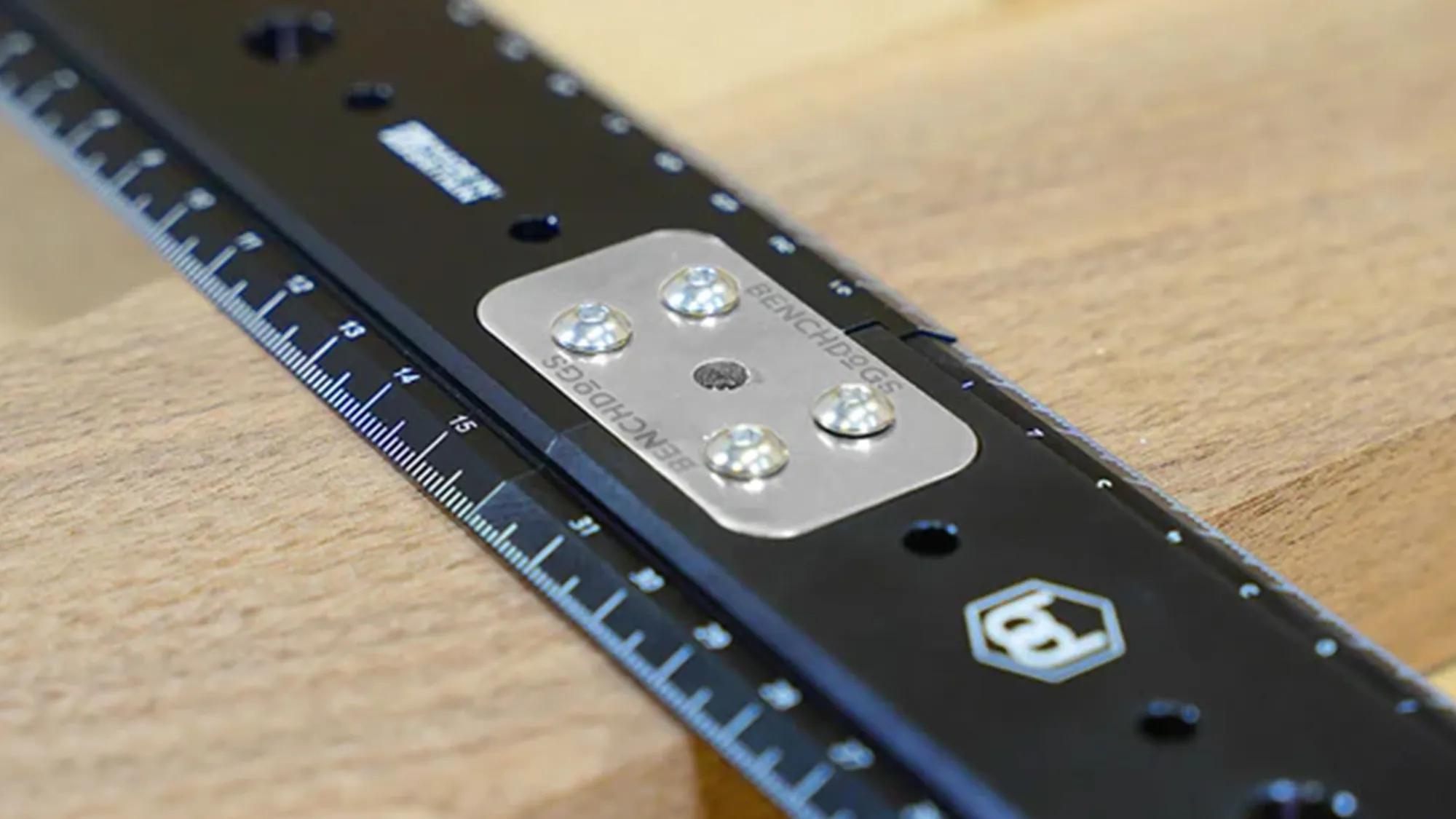 verbinderplatte-anreisslineale-benchdog-tools-bd-bd0320-02