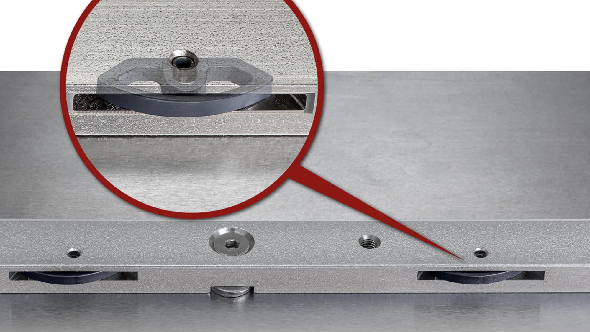 fingerzinken-schiebeschlitten-woodpeckers-w-ajaj-09