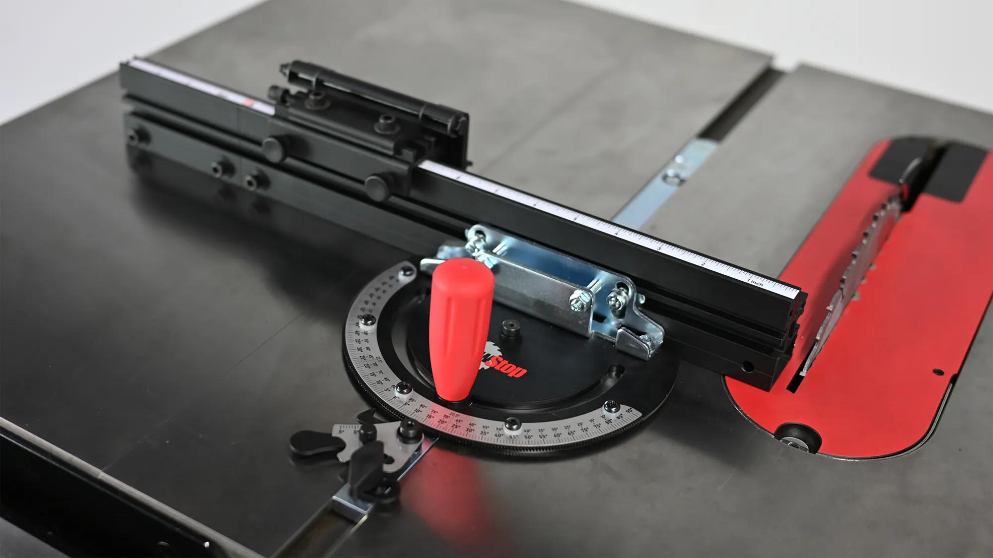 gehrungslehre-winkelanschlag-sawstop-saw-tsa-smg-i-03