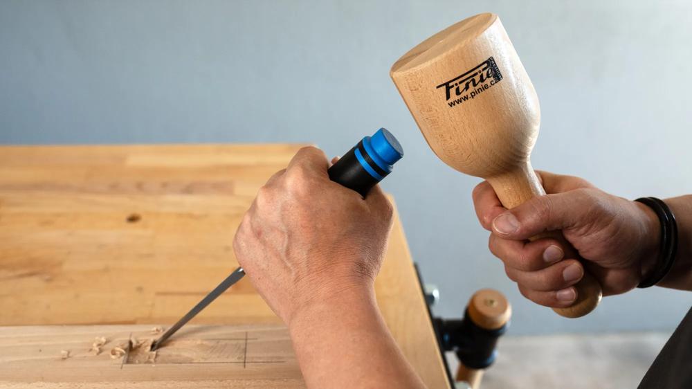 bildhauerkluepfel-80mm-pinie-pi-56-1p-01