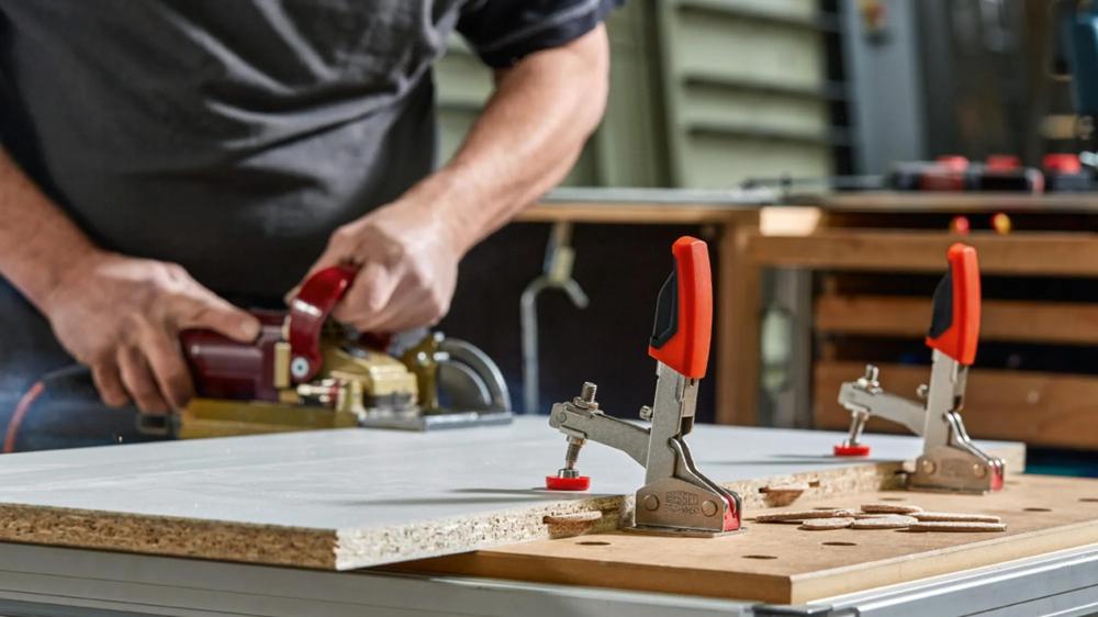 senkrechtspanner-offener-arm-horiz-grundplatte-bessey-be-stc-vh20-03