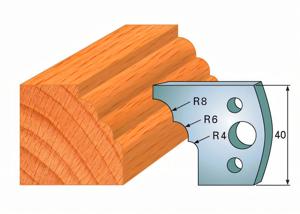 Pair of deflectors 133