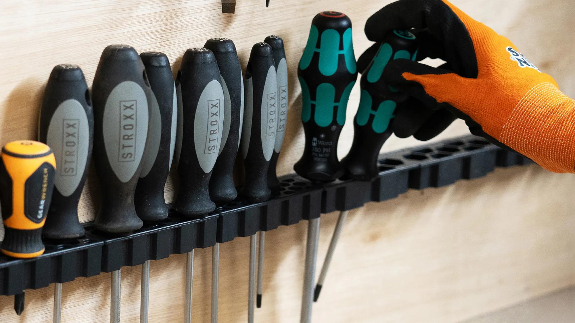 wandorganizer-stealthmounts-stm-wh-blk-sd-4-02