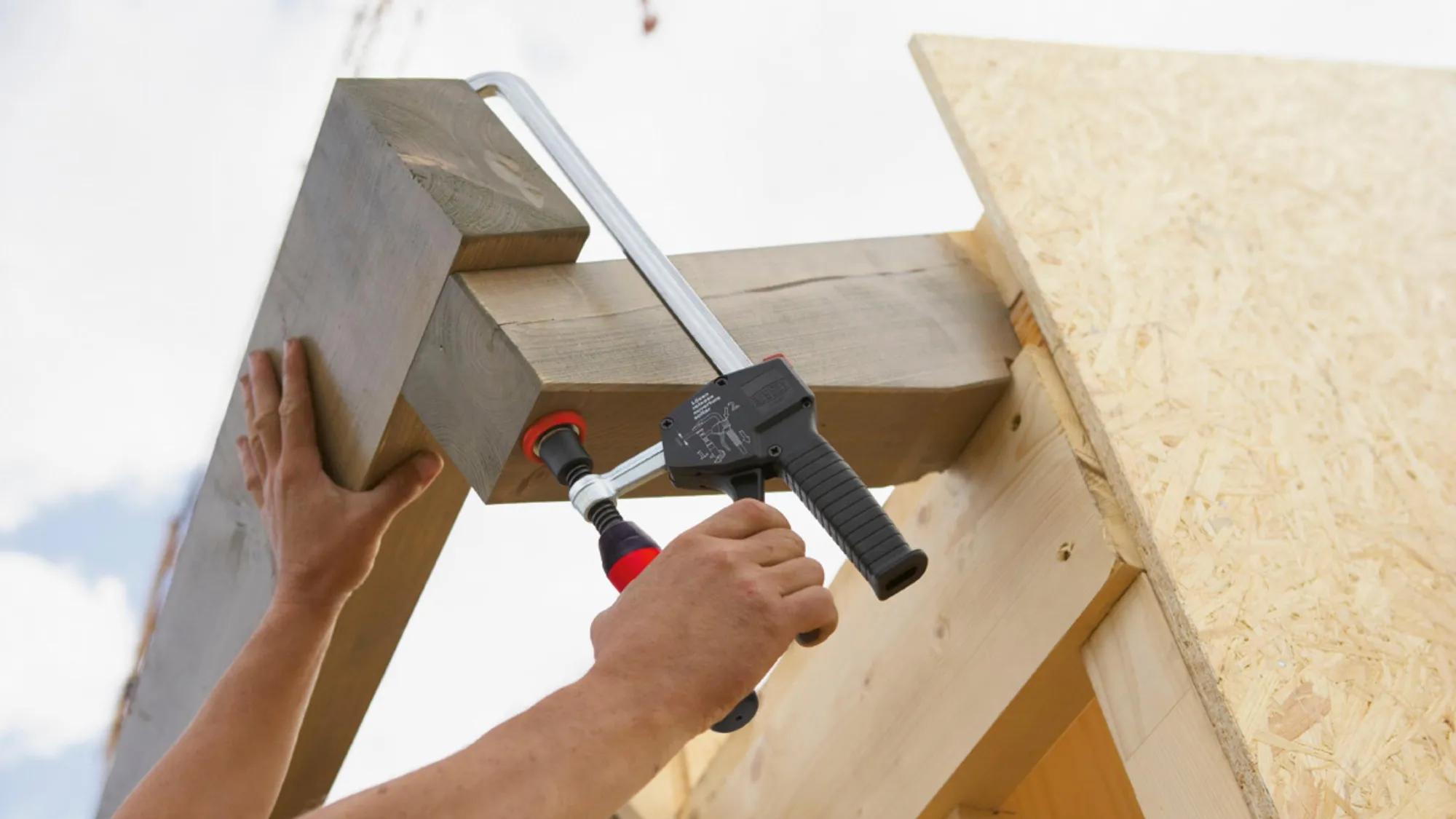 einhandzwinge-600-bessey-be-ehz60-2k-02