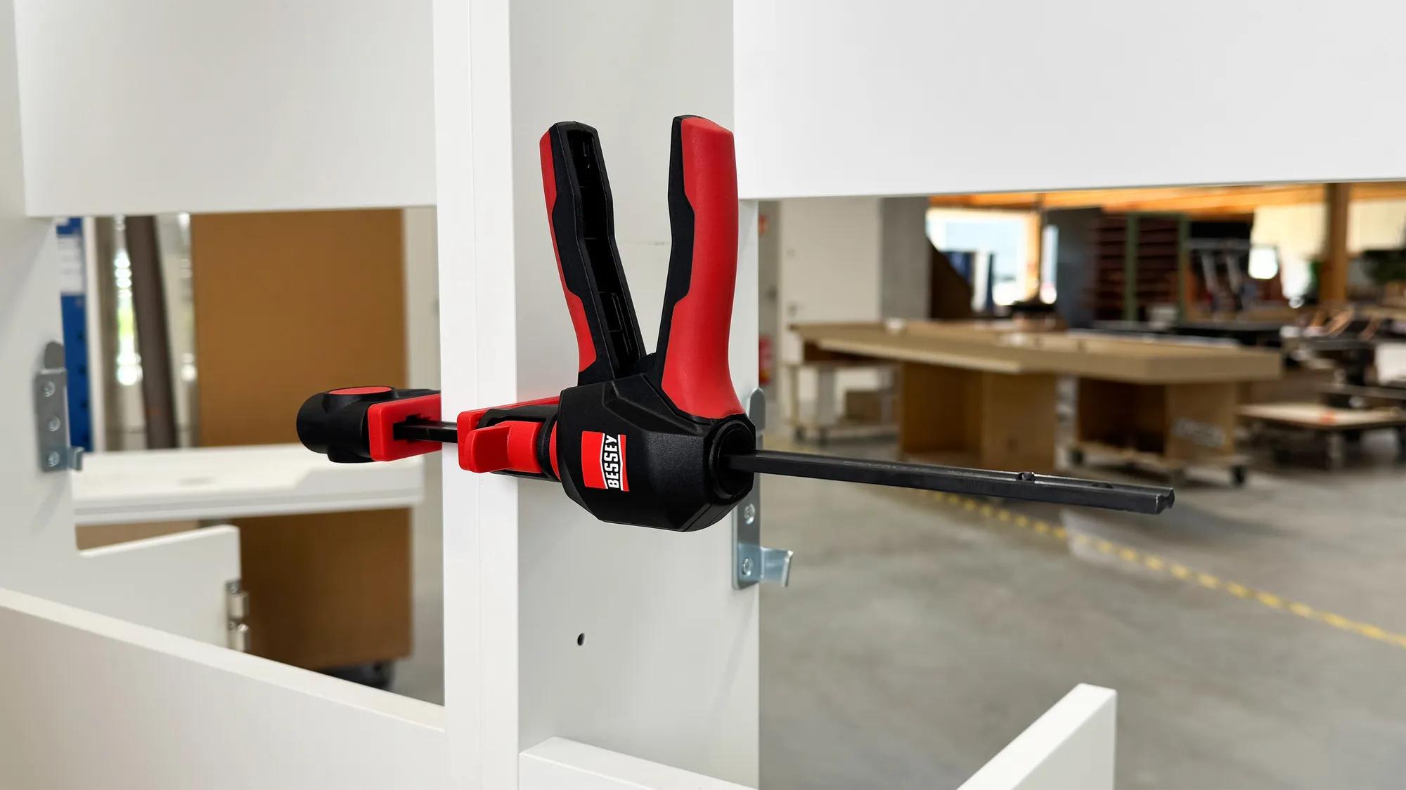 einhandzwinge-360-grad-bessey-be-ez360m-15-04