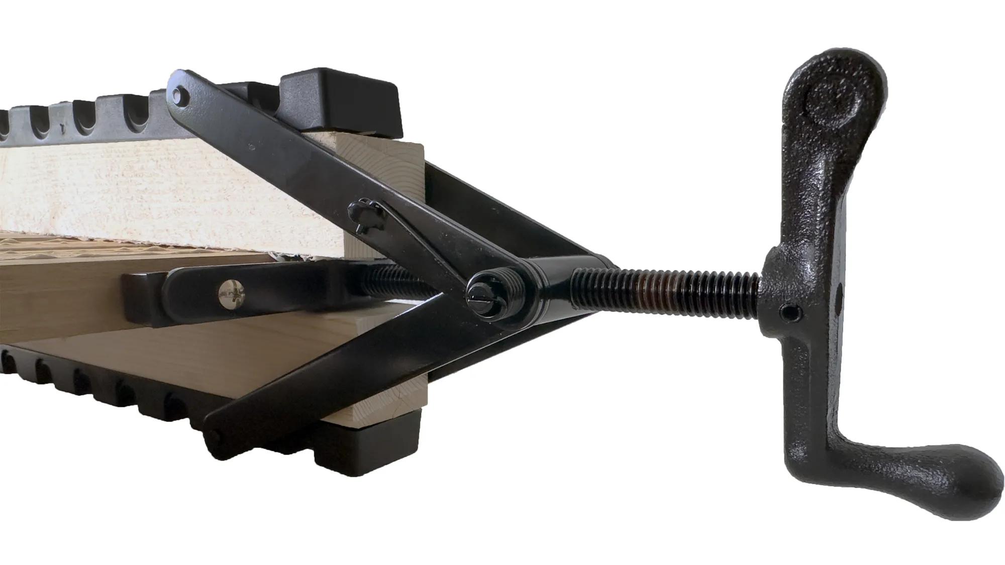 4in1-verleimzwinge-sauter-fo-4way-06