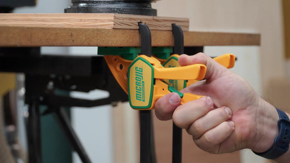 einhand-schnellspann-zwinge-microjig-mj-dvc-625qck2-04