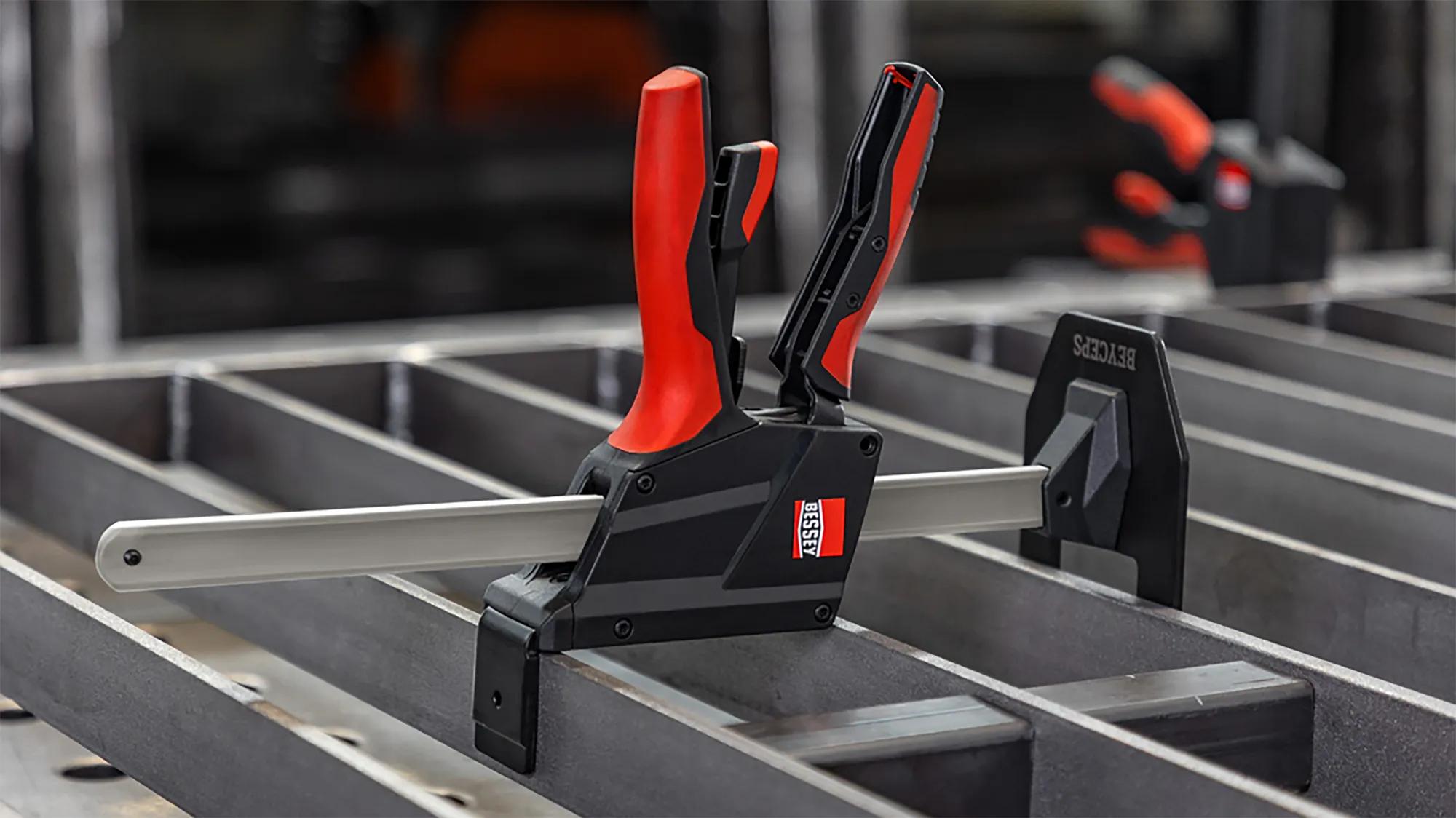 einhand-montagewerkzeug-bessey-bey23-06