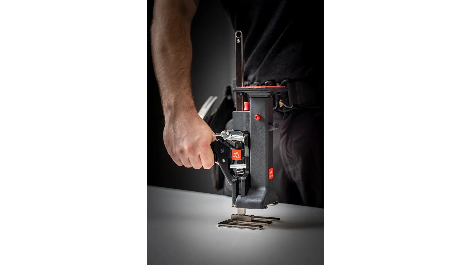 haengeschrank-kit-viking-arm-va-0084-05