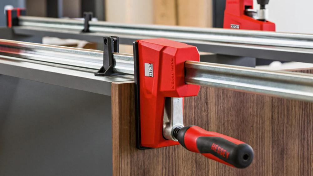 vario-korpuszwinge-revo-1000-bessey-be-krev100-2k-02