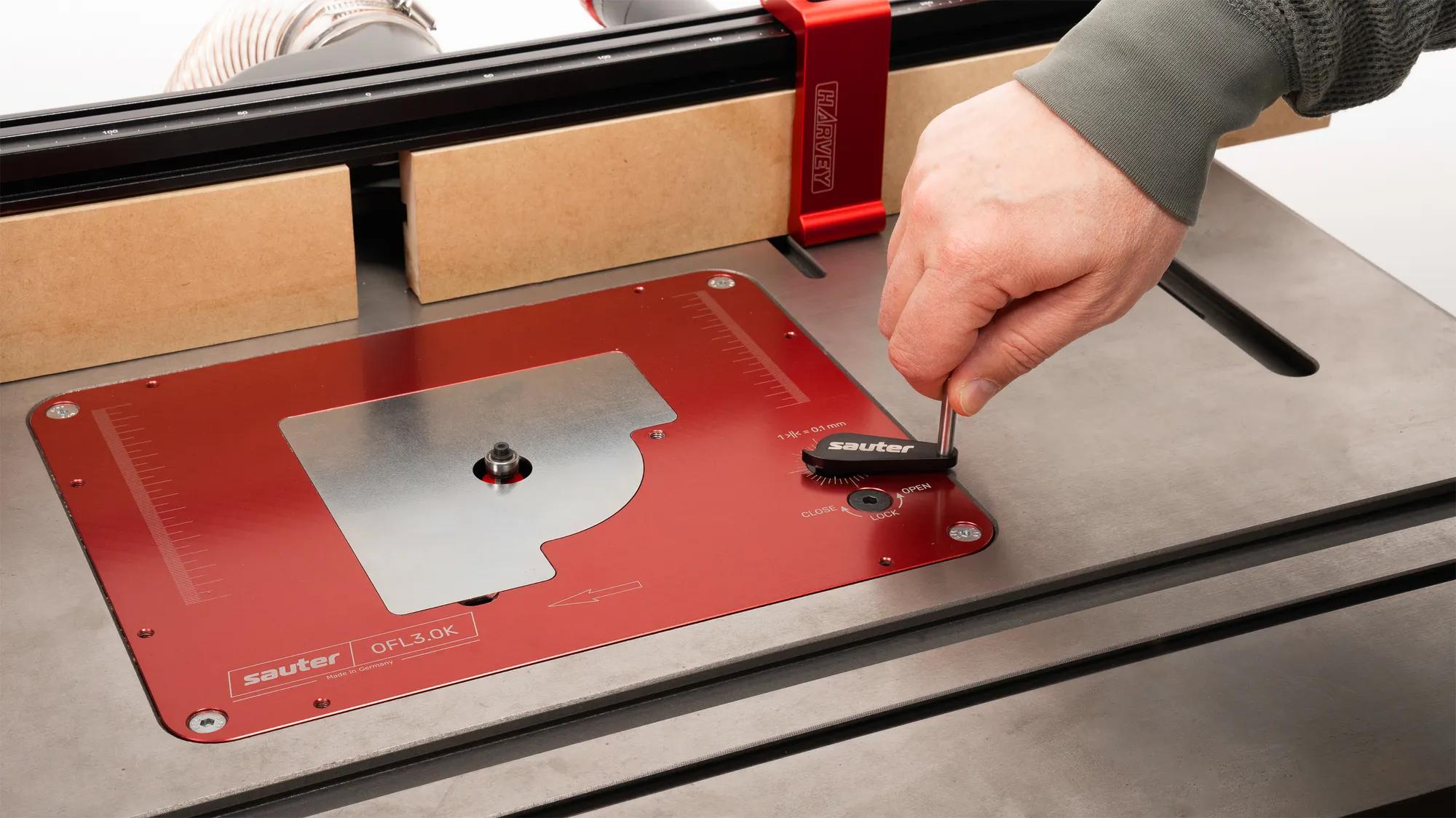 handkurbel-schwarz-sauter-sa-fml-cr-black-05