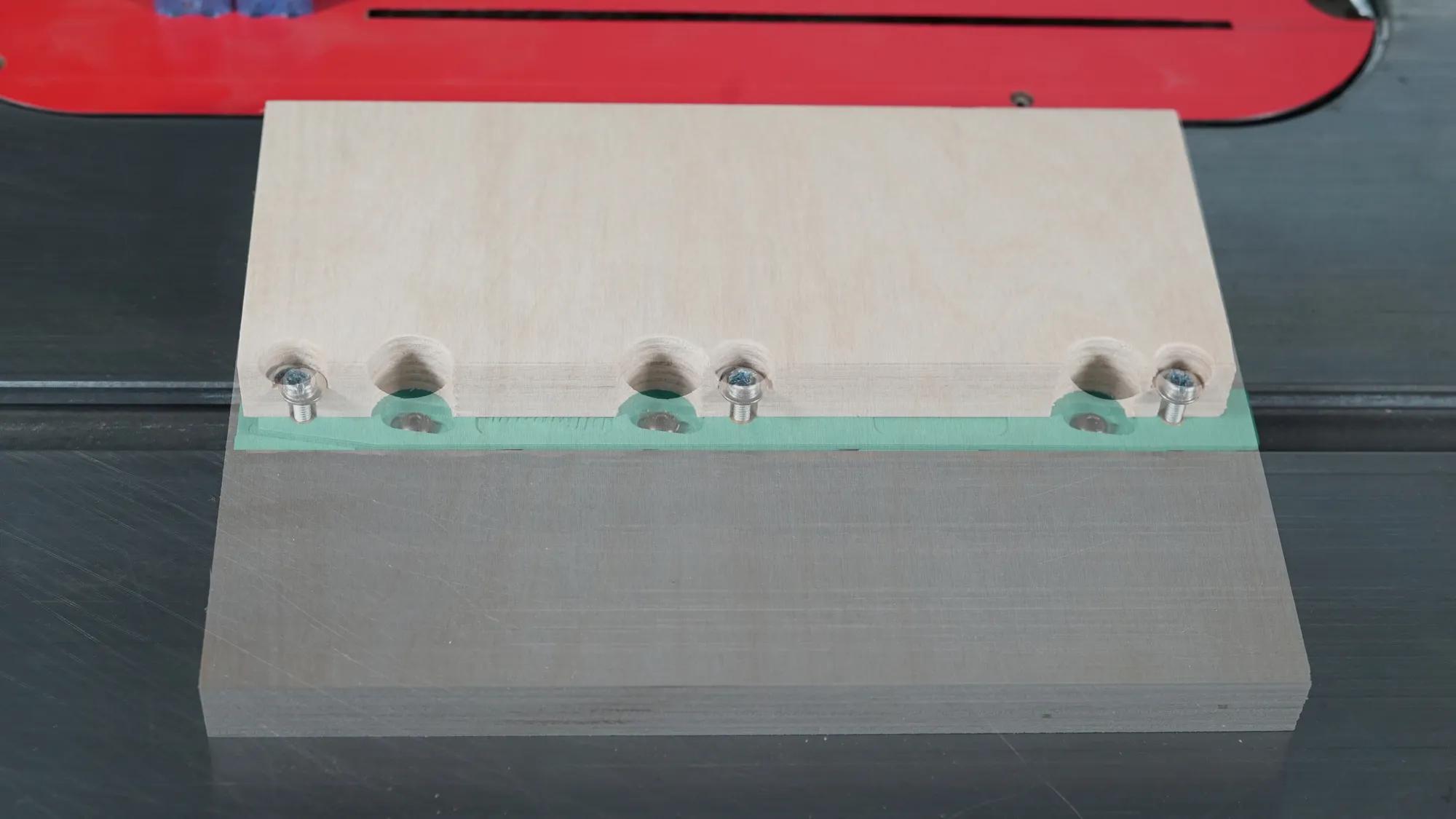 schiebeschlitten-fuehrung-tischkreissaege-microjig-mj-zp750-b1-04