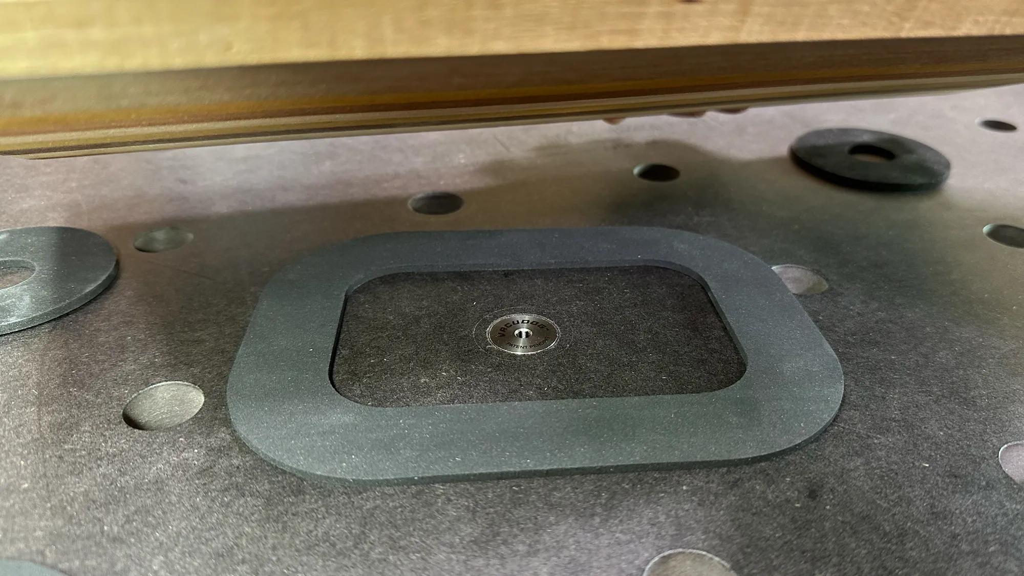 vakuum-bankhaken-edelstahl-benchdog-tools-bd-bd1105-06