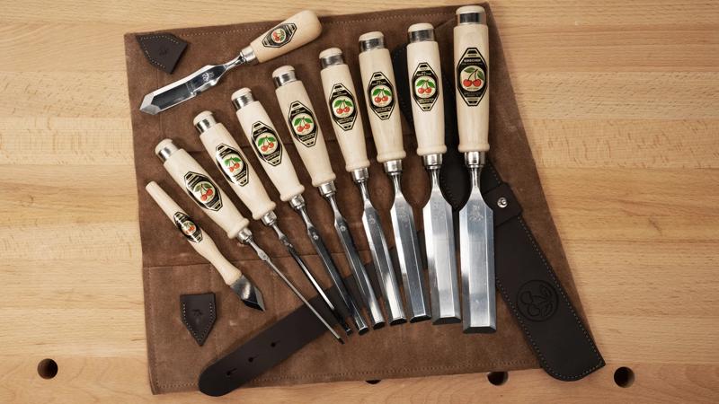 Product image for Two Cherries "DELUXE" hand tool set in leather case