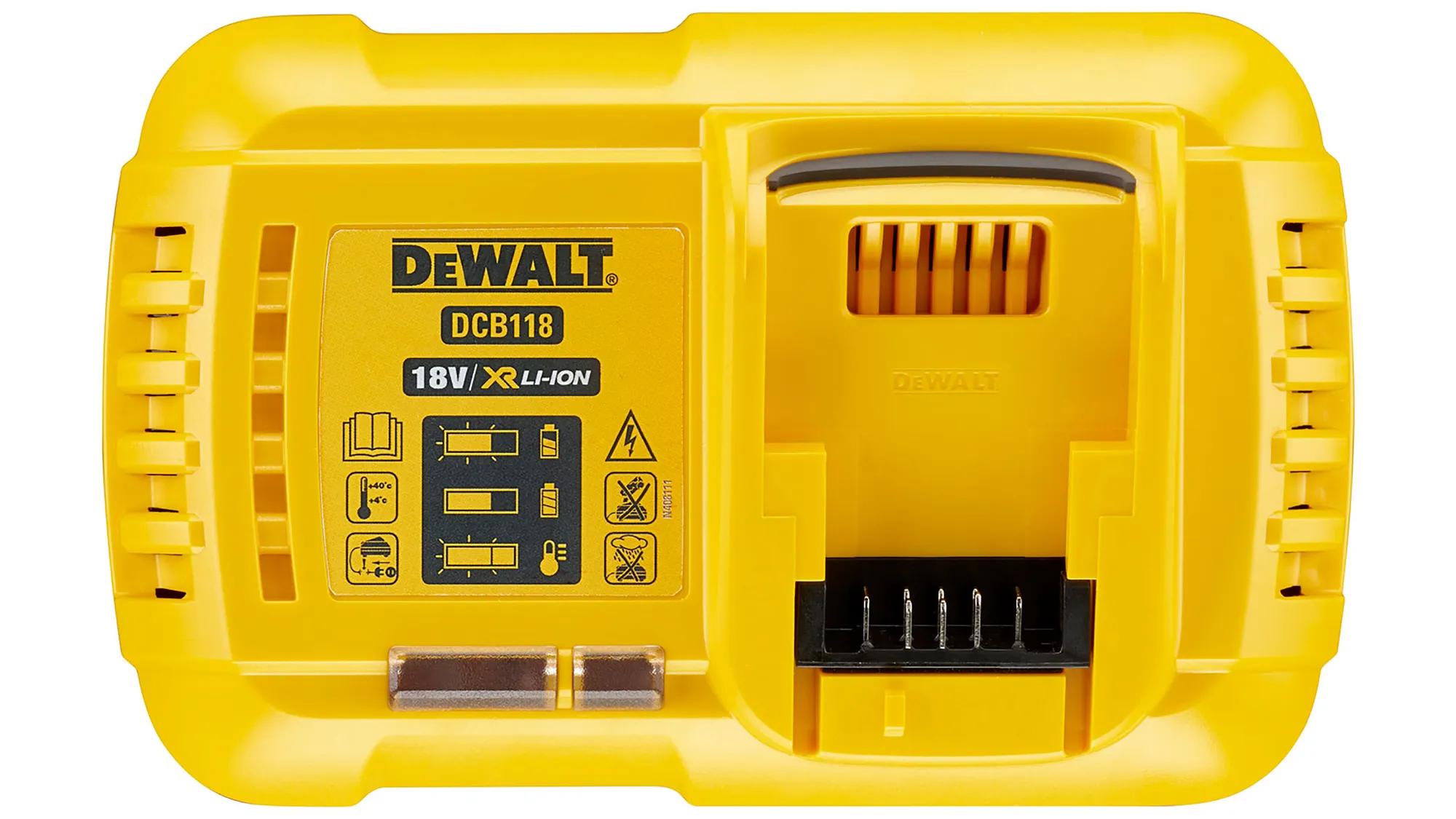 akku-schnellladegeraet-dewalt-d-dcb118-qw-02