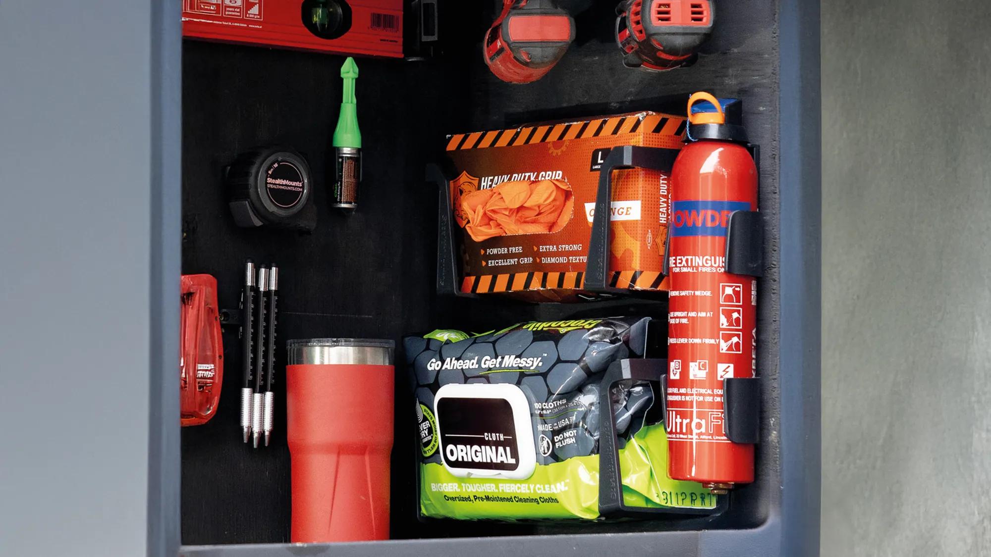 boxhalterung-stealthmounts-stm-om-wh-blk-2-03