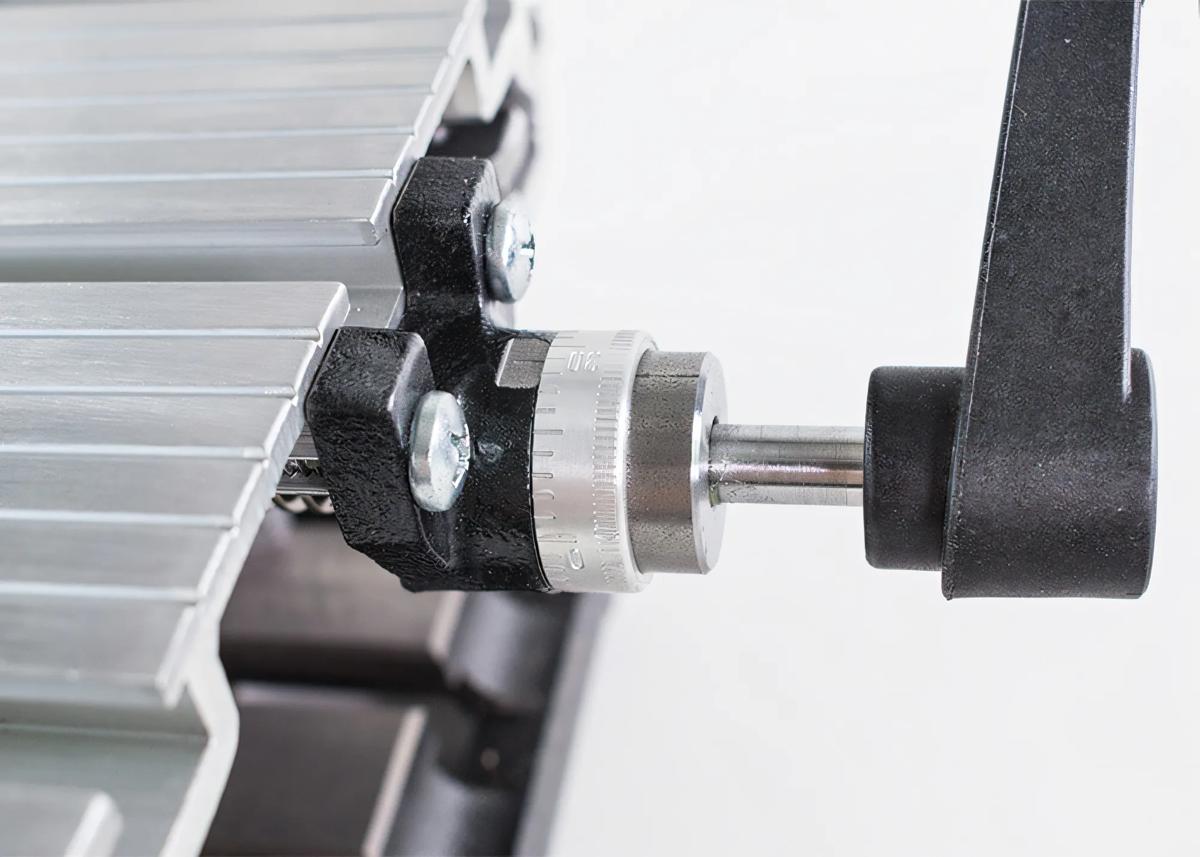 bohrstaender-fraesstaender-wabeco-wb-24526-02