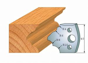 Pair of moulding knives 126