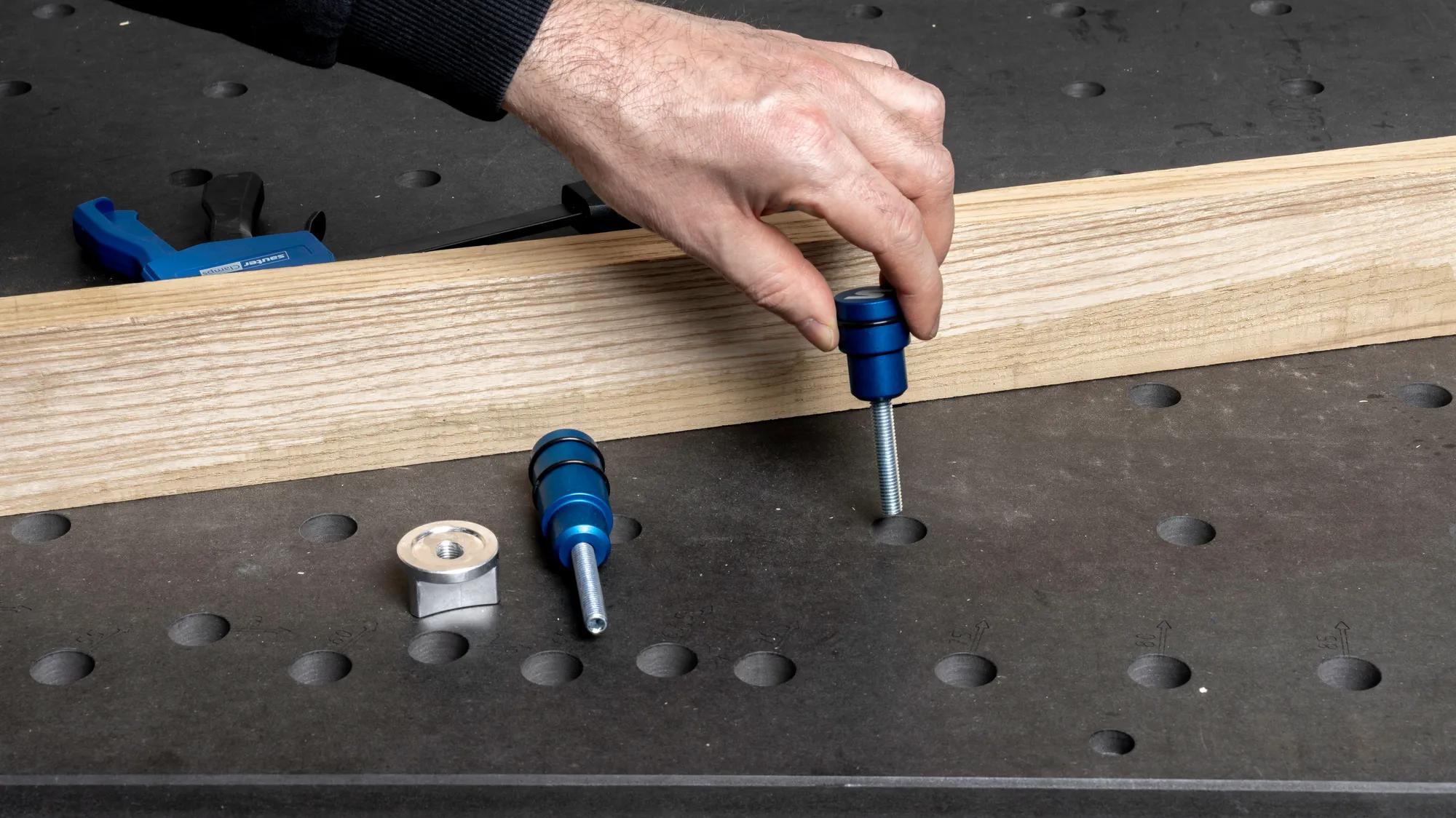 schnellspannmutter-gewindestift-fuer-bankhaken-sauter-sa-bd-fix-kit-02