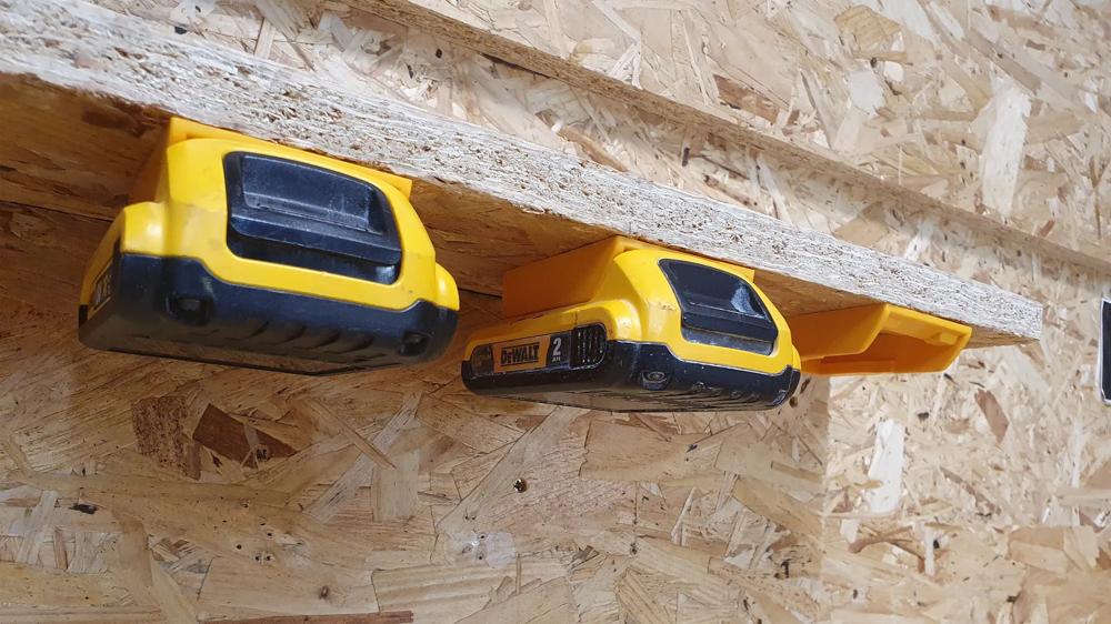 akkuhalterung-stealthmounts-stm-bm-dw20-ylw-6-04