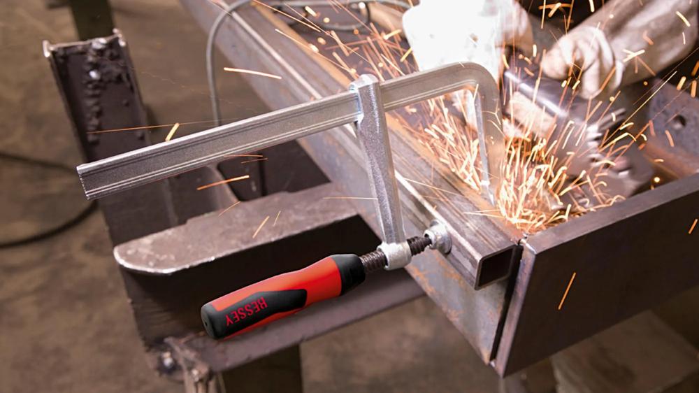 ganzstahl-schraubzwinge-1250-bessey-be-gz125-2k-02