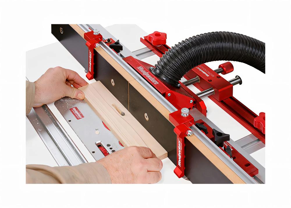 fraestisch-schwinganschlag-woodpeckers-w-stfstop-04