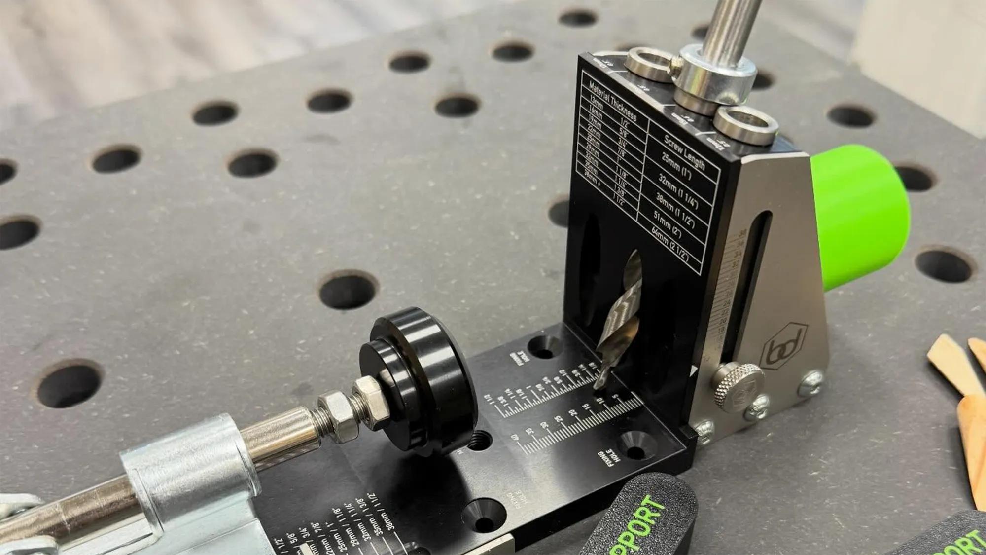 taschenlochbohrschablone-benchdog-tools-bd-bd1101-05