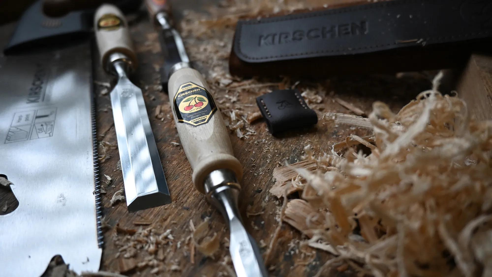 stechbeitel-weissbuchenheft-kirschen-ki-1001020-02