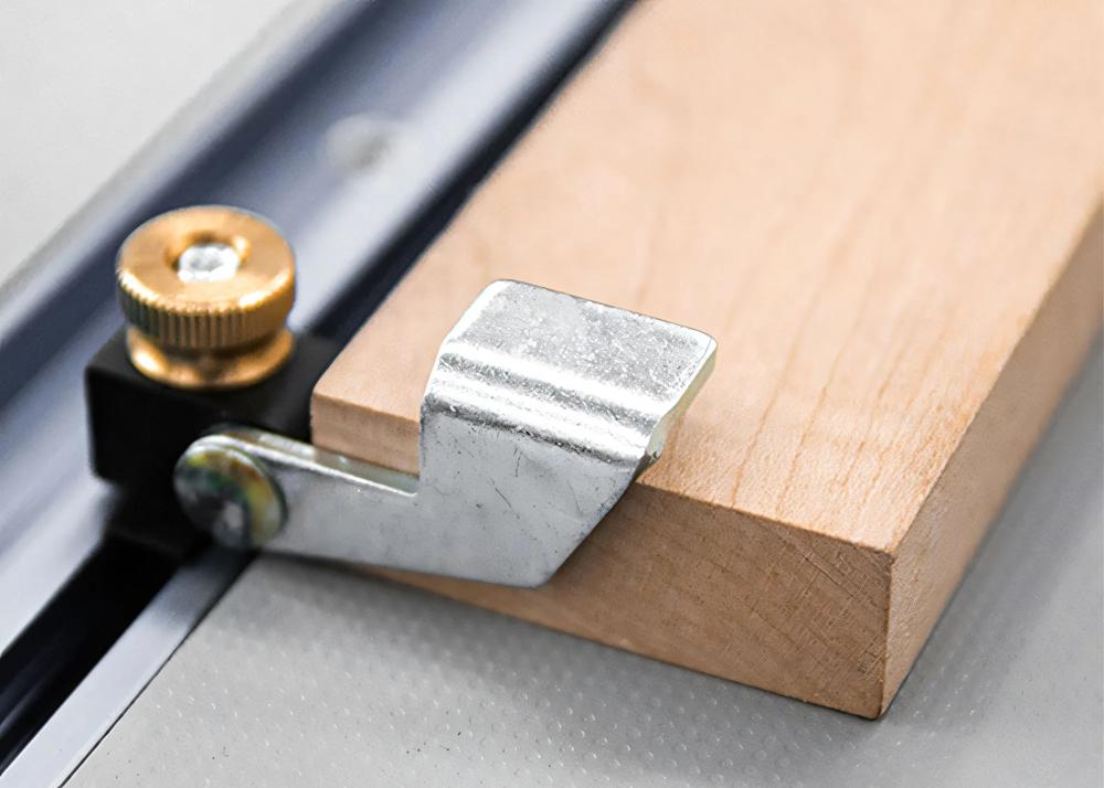 fraesanschlag-schwinganschlag-flip-stop-2st-sauter-fo-ydx262-02