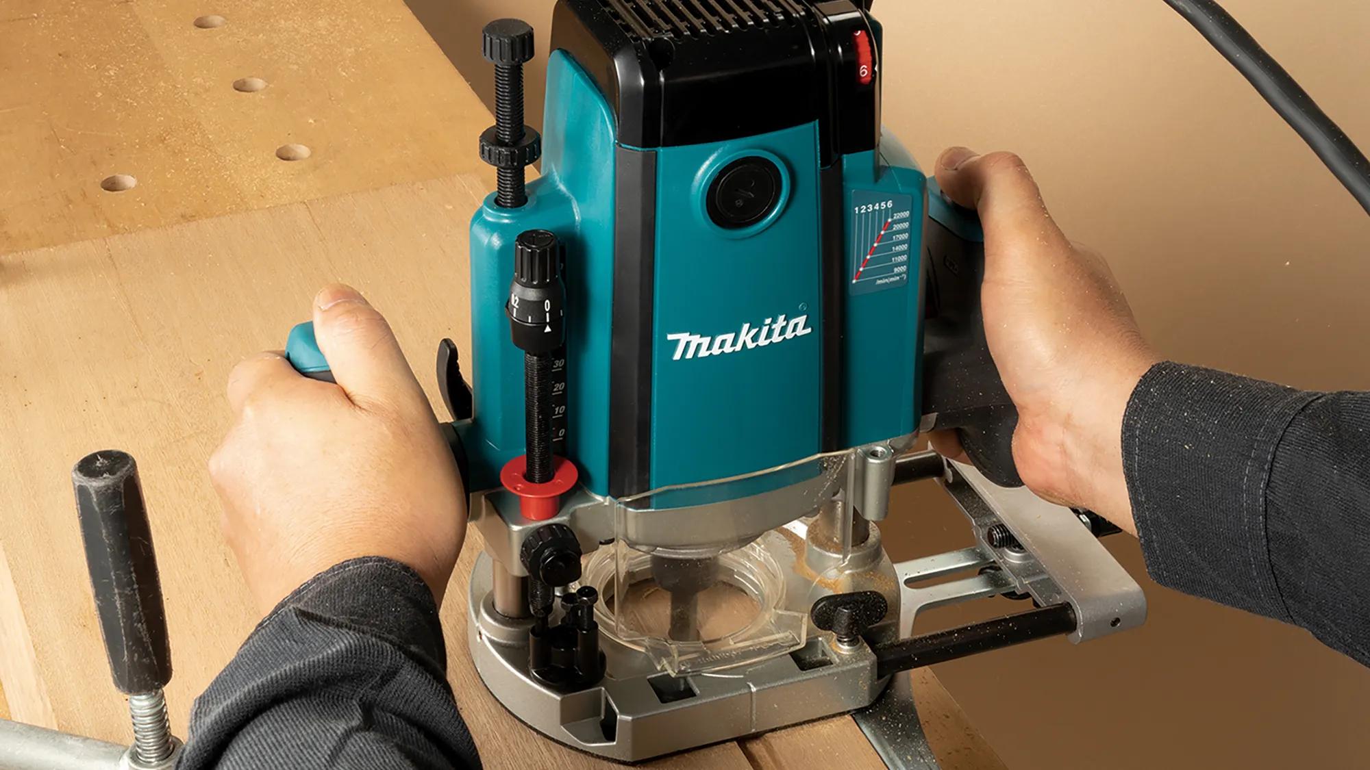 oberfraese-makita-ma-rp2302fc07-02