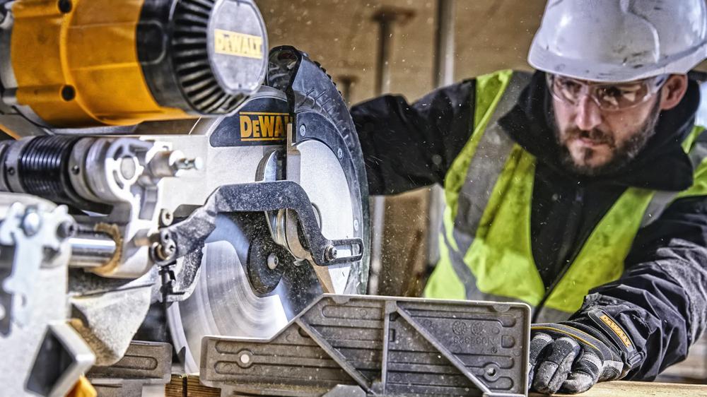 kappsaege-untergestell-dewalt-d-dws780kit-04