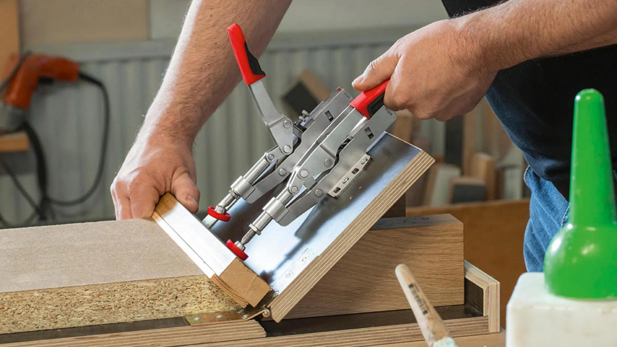 schubstangenspanner-horiz-grundplatte-bessey-be-stc-ihh25-05