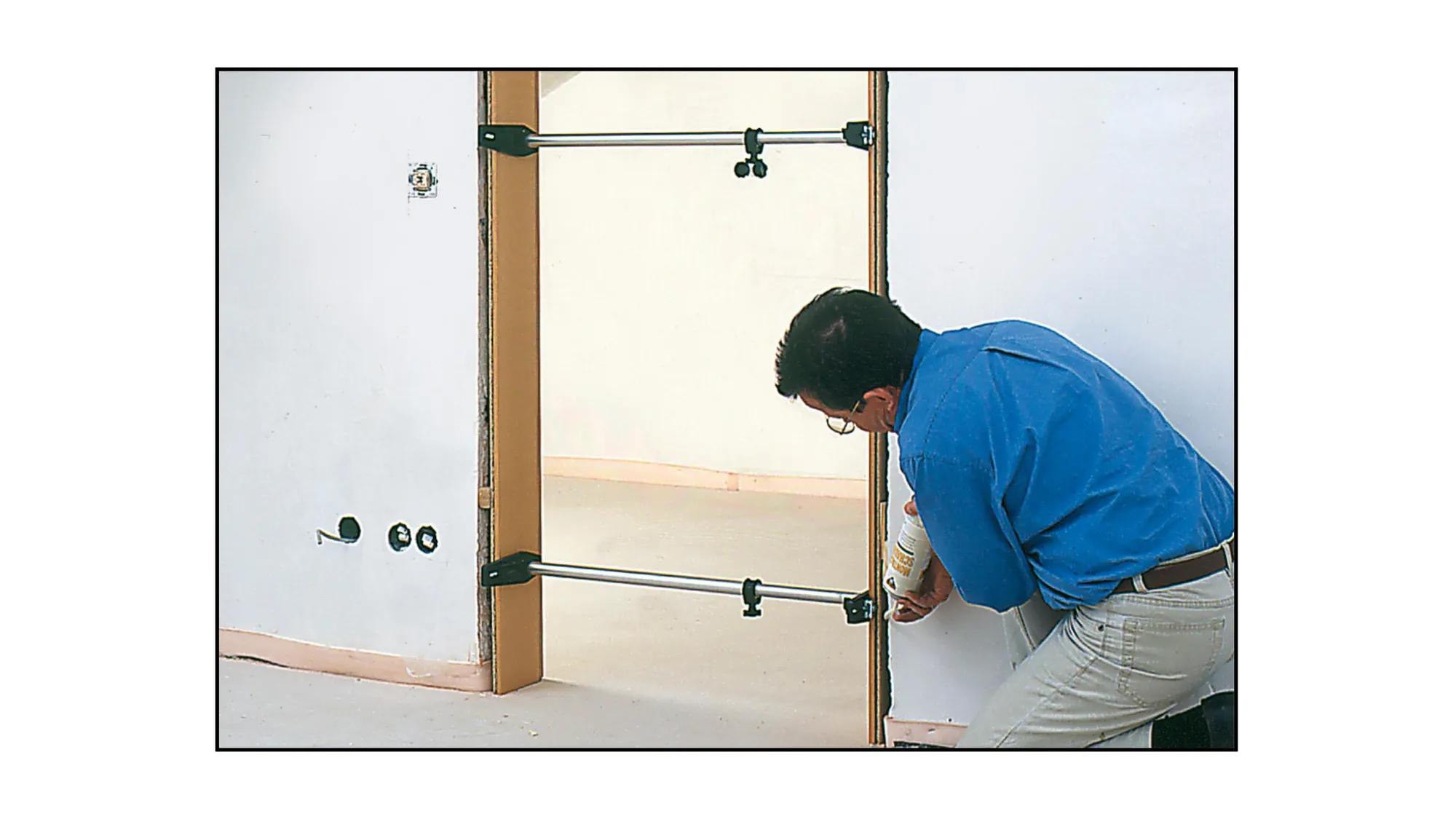 tuerfuttermontagestrebe-bessey-be-tms-04